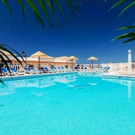 Sea View In Paradise Court 아데제